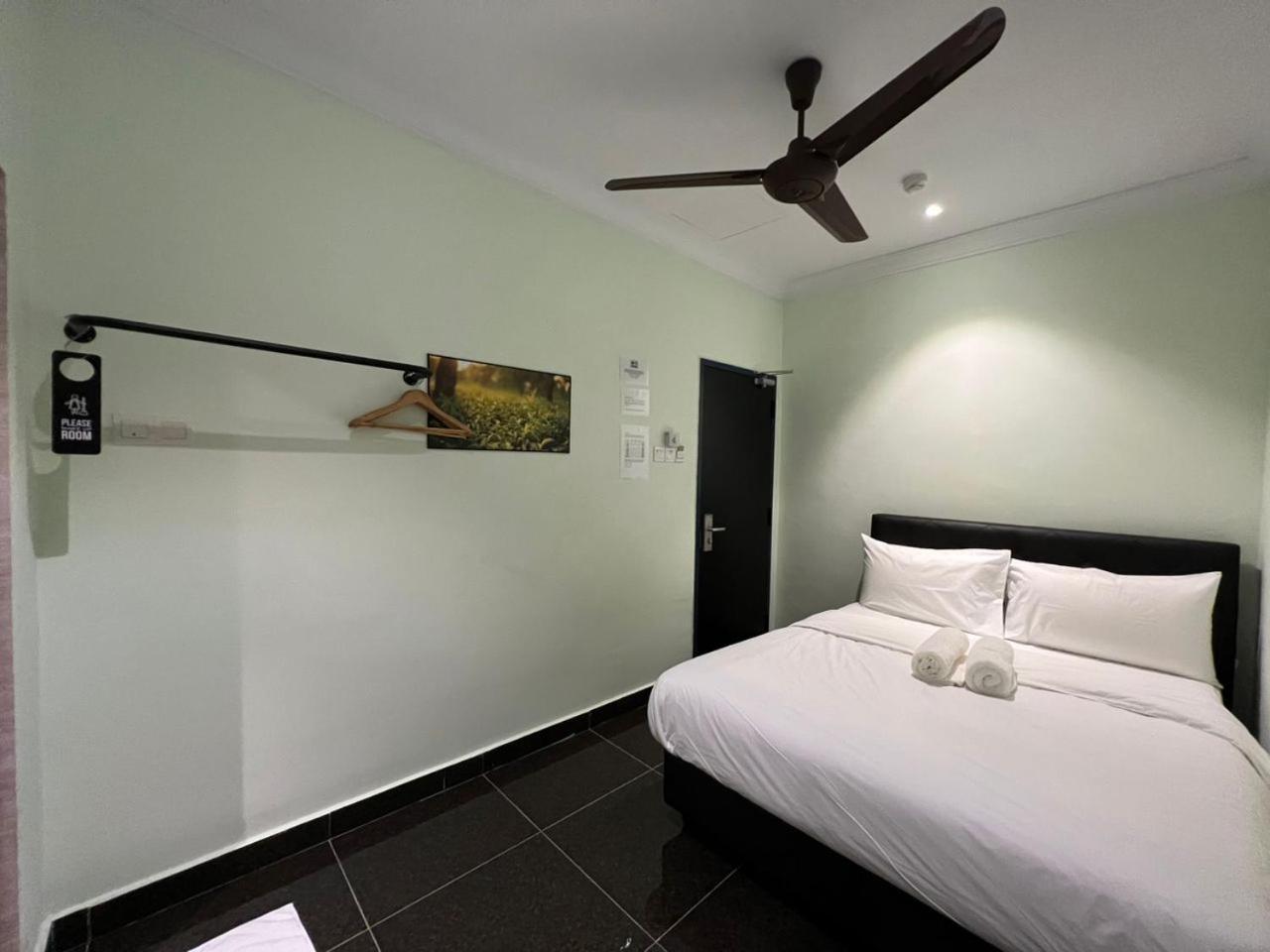 I Go Inn Bandar Saujana Putra Екстер'єр фото
