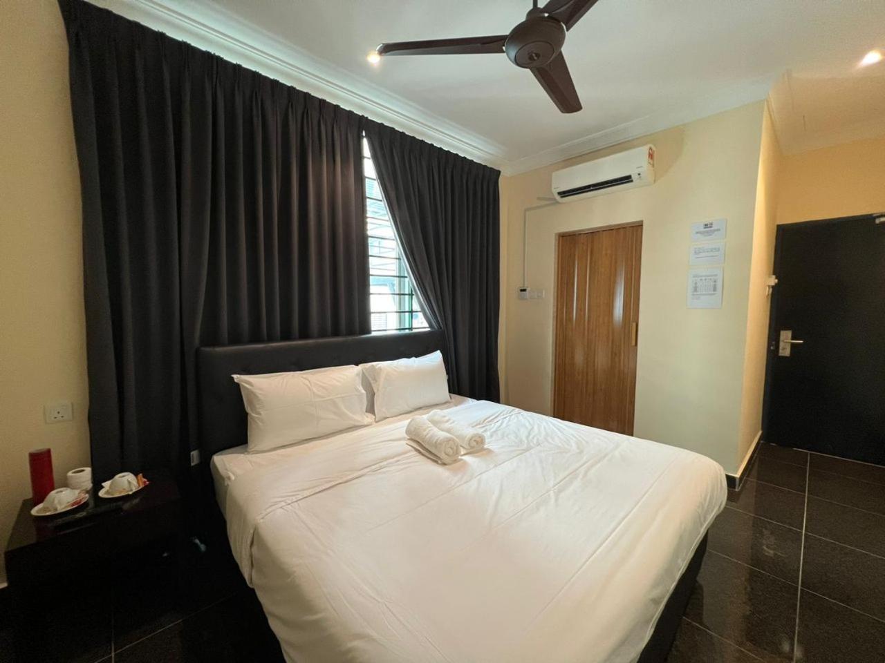 I Go Inn Bandar Saujana Putra Екстер'єр фото